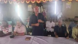 কালিয়াকৈরে বোয়ালীতে বিভিন্ন পূজামণ্ডপ পরিদর্শন করলেন মজিবর রহমান