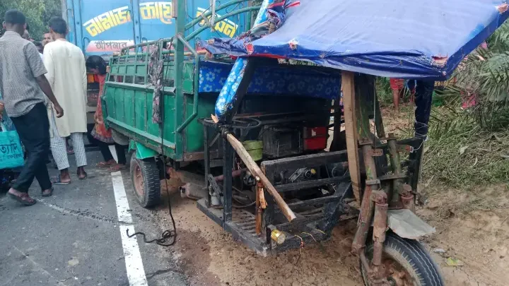 কালিয়াকৈরে পিকআপ ও নসিমনের মুখোমুখি সংঘর্ষে গরু ব্যবসায়ী নিহত, আহত ৩