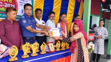 কাউনিয়ায় কৃতী শিক্ষার্থীদের সংবর্ধনা ও অভিভাবক সমাবেশ অনুষ্ঠিত