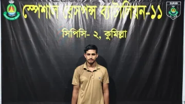 কুমিল্লায় অস্ত্র তৈরি ও বিক্রির বিজ্ঞাপন, বিপুল অস্ত্রসহ যুবক আটক