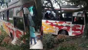 জামায়াতের লংমার্চের বাস নিয়ন্ত্রণ হারিয়ে গাছে ধাক্কা, আহত অনেকে!